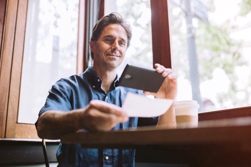Man doing a remote check deposit
